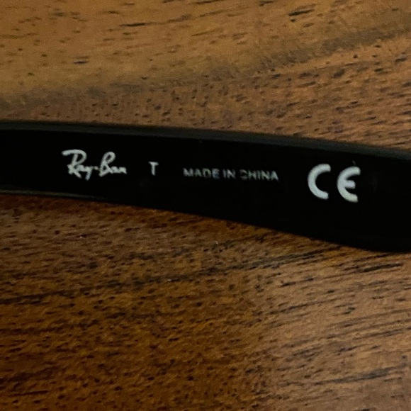 Black Ray Ban frames - Picture 4 of 10